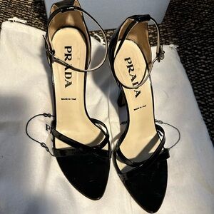 Authentic Prada black patent leather strappy heels size 39.5 (US 9.5)